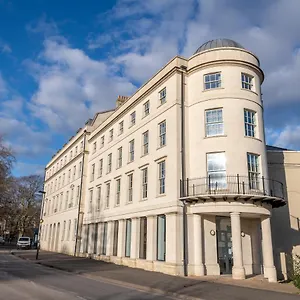 Appartement Of, Bath